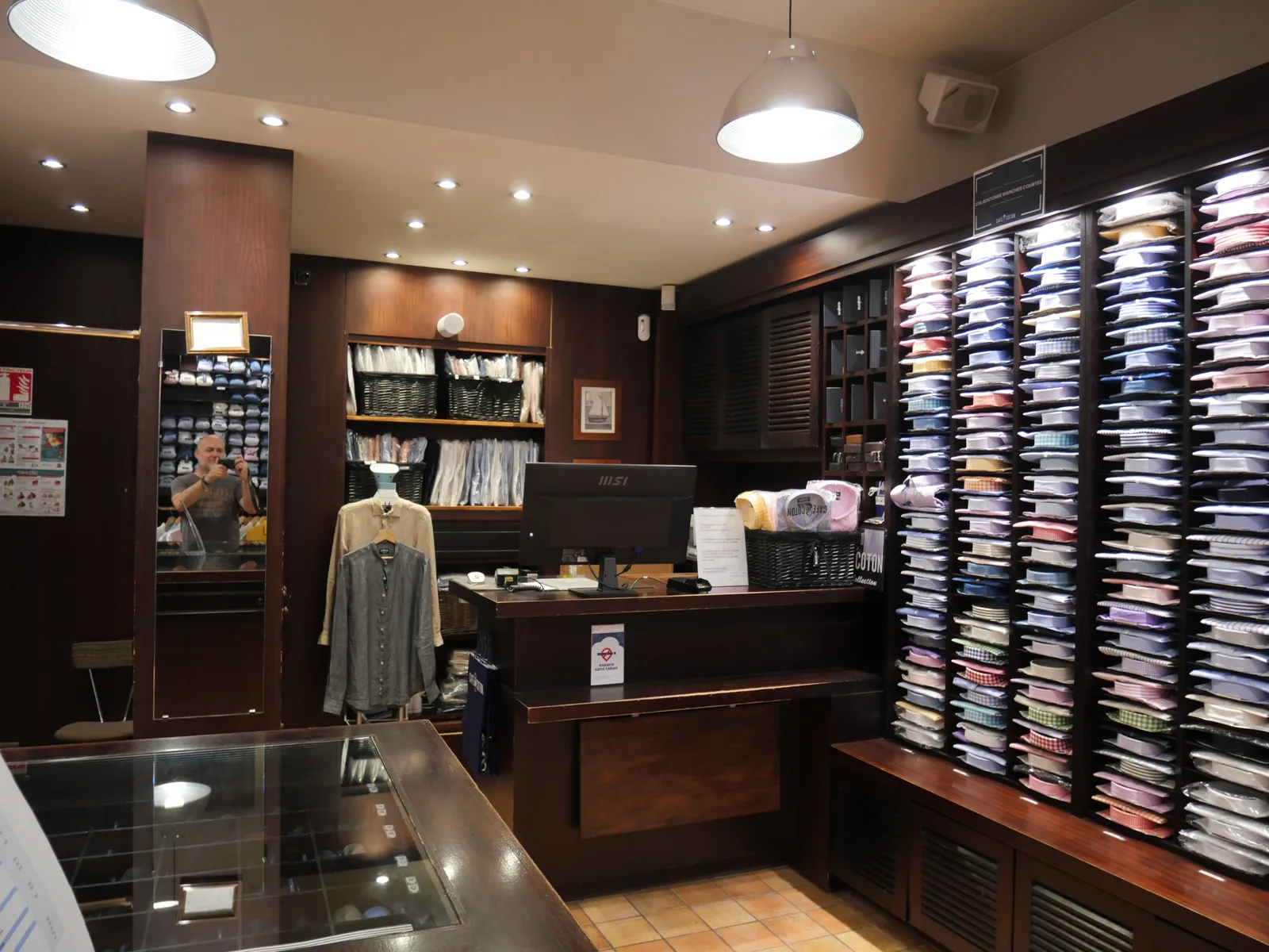 Intérieur de la boutique Café Coton