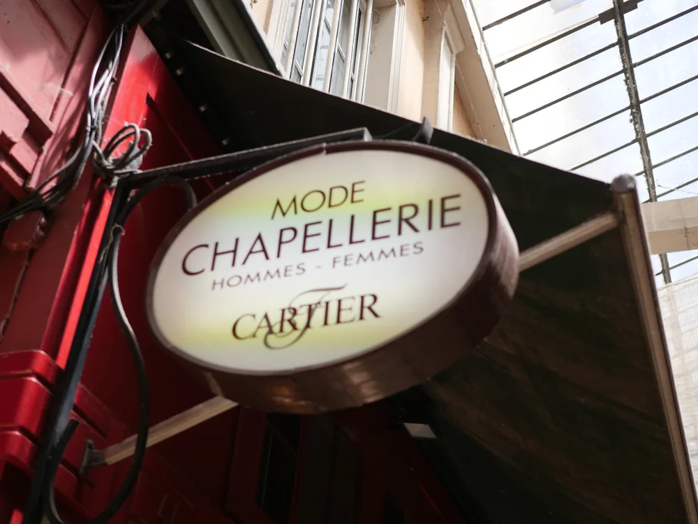 Logo Chapellerie Cartier Enseigne Chapellerie Cartier